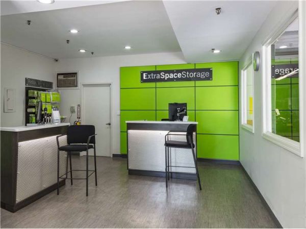 Extra Space Storage - 8878 - Bronx - Bronx Boulevard - 3240 Bronx Boulevard