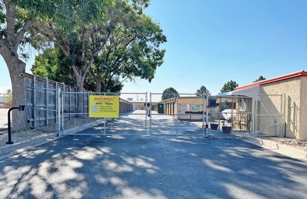 Lockaway Storage - Aurora - 1563 Jasper Street