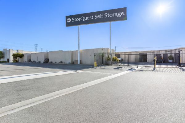 9153 StorQuest - Anaheim / Sunkist - 1431 South Sunkist Street