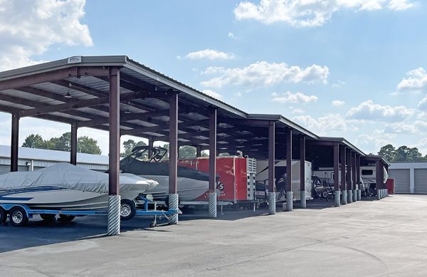 Lockaway Storage - Richmond Rd - 5718 Richmond Road