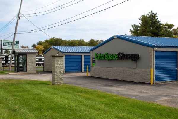 Extra Space Storage - 2122 - Petersburg - Main Street - 280 West Main Street