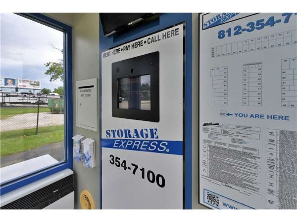 Extra Space Storage - 2122 - Petersburg - Main Street - 280 West Main Street