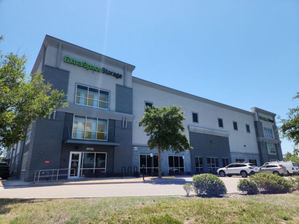 Extra Space Storage - 3870 - St Petersburg - Gandy Blvd N - 9999 Gandy Boulevard North