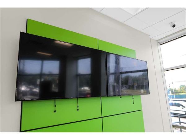 Extra Space Storage - 7388 - Jersey City - Communipaw Ave - 985 Communipaw Avenue