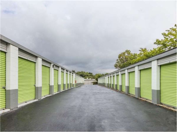 Extra Space Storage - 0980 - Ft. Washington - Livingston Rd - 9211 Livingston Road