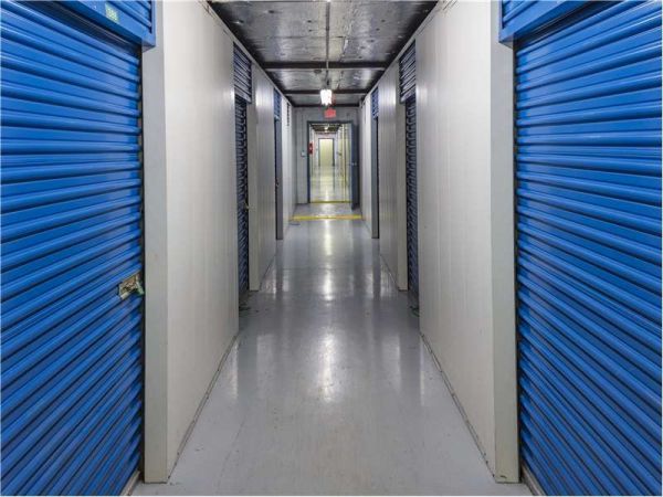 Extra Space Storage - 0980 - Ft. Washington - Livingston Rd - 9211 Livingston Road