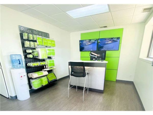 Extra Space Storage - 0980 - Ft. Washington - Livingston Rd - 9211 Livingston Road