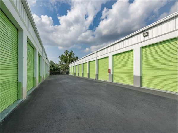 Extra Space Storage - 8251 - East Tampa - 601 S Falkenburg Rd - 601 South Falkenburg Road