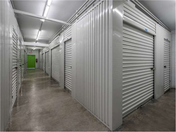 Extra Space Storage - 8251 - East Tampa - 601 S Falkenburg Rd - 601 South Falkenburg Road