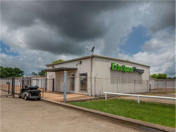 Extra Space Storage - 7257 - Richwood - Richwood Dr - 115 Richwood Drive