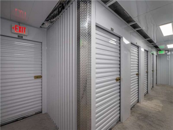 Extra Space Storage - 7257 - Richwood - Richwood Dr - 115 Richwood Drive
