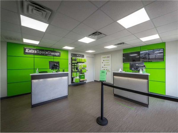 Extra Space Storage - 7257 - Richwood - Richwood Dr - 115 Richwood Drive