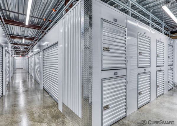 CubeSmart Self Storage FL Winter Haven Cypress Gardens Blvd - 6610 Cypress Gardens Boulevard