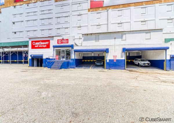 CubeSmart Self Storage NY Staten Island Greenfield Ave - 330 Greenfield Avenue