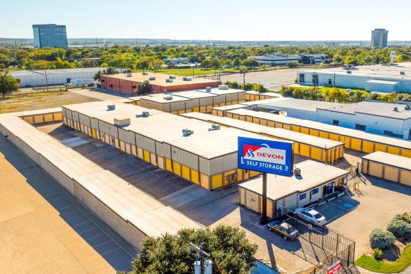 Devon Self Storage Dallas, Texas - 1606 Plantation Road