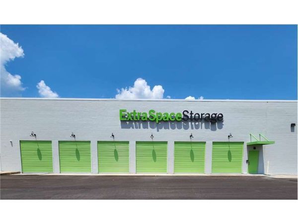 Extra Space Storage - 6355 - Birmingham - Crestwood Blvd - 7845 Crestwood Boulevard