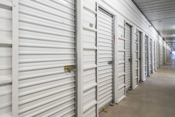 Devon Self Storage - 9251 - DULUTH - 3280 Peachtree Industrial Boulevard