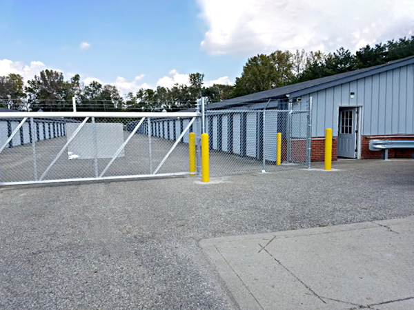 Storage Rentals of America - New Palestine - West US Highway 52 - 5780 U.S. 52