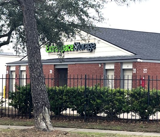 Extra Space Storage - 6501 - Houston - 10615 S Gessner Rd - 10615 South Gessner Road