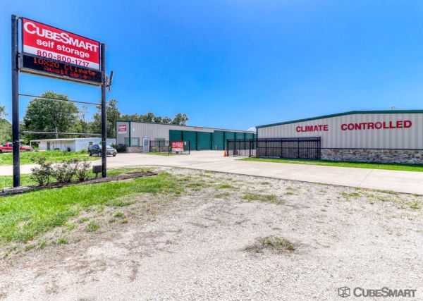 CubeSmart Self Storage - Highway 190 - 10010 U.S. Highway 190