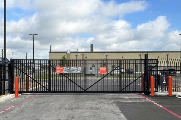 Public Storage - San Antonio - 8201 Talley Rd - 8201 Talley Rd