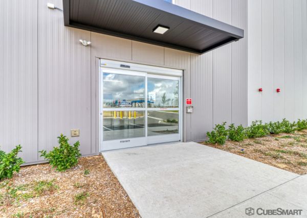 CubeSmart Self Storage FL Davenport US Hwy 27 - 45630 US Highway 27