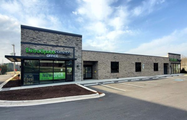 Extra Space Storage - 4260 - Winston-Salem - Argosy Dr - 1912 Argosy Drive
