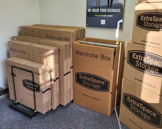 Extra Space Storage - 6513 - East Windsor - 115 North Rd - 115 North Road