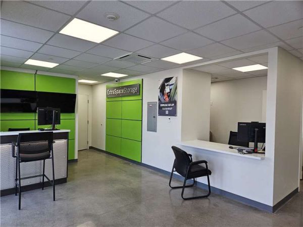 Extra Space Storage - 6165 - Belleville - Main St - 227 Main Street