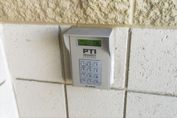 Extra Space Storage - 6516 - Scottsdale - E McDowell Rd - 7025 East McDowell Road