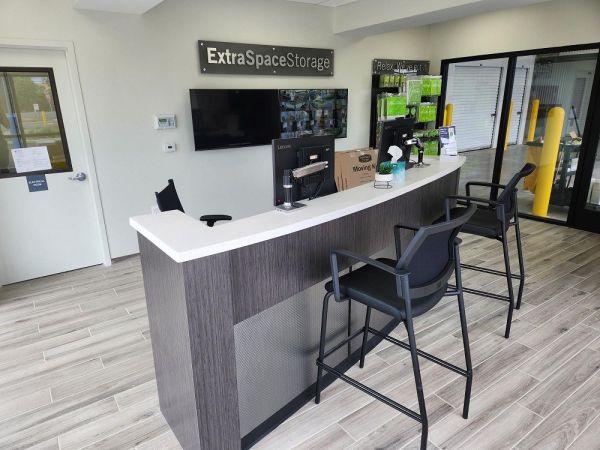 Extra Space Storage - 6314 - Collingswood - White Horse Pike - 40 White Horse Pike