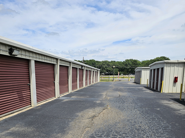 Storage Rentals of America - Mayflower - Hwy 365 S. - 614 Arkansas 365
