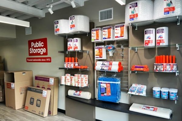 Public Storage - Mahwah - 12 Leighton Place - 12 Leighton Place