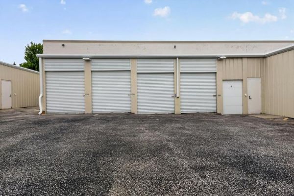 StorageMart - W Glendale Dr - 16500 West Glendale Drive