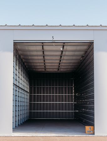 Blue Reef Storage - Mid-Valley Drive - 1332 Mid Valley Drive