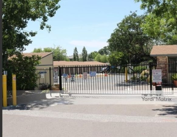 Wilson Mini Storage - 2965 Richardson Drive