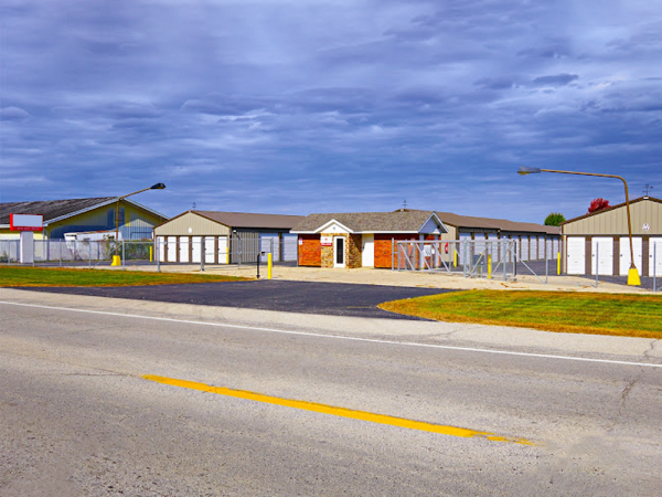 Storage Rentals of America - Malta - State Route 38 - 250 Illinois 38