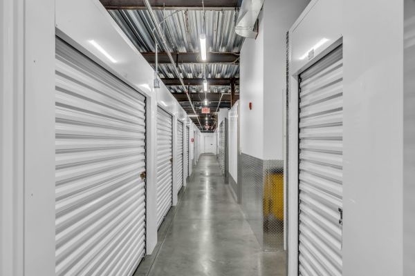 Extra Space Storage - 2049 - Pembroke - Old Church St - 150 Old Church Street