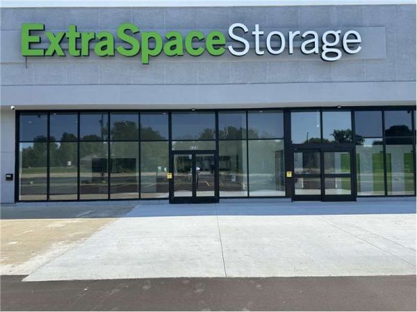 Extra Space Storage - 6462 - Burton - Davison Rd - 5350 Davison Road