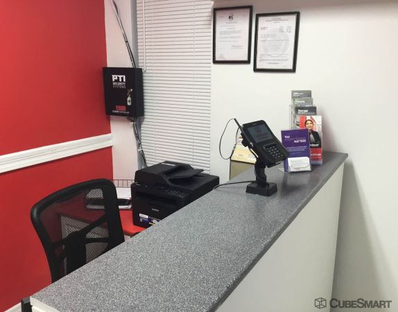 CubeSmart Self Storage AR Cabot W Elm St - 803 West Elm Street
