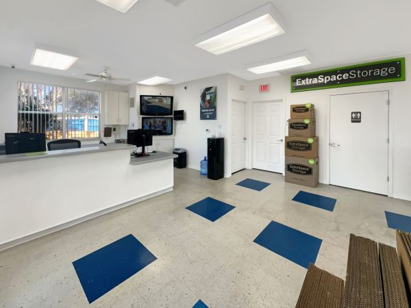 Extra Space Storage - 6529 - San Antonio - 7600 Tezel Rd - 7600 Tezel Road