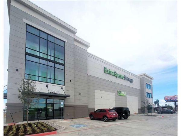 Extra Space Storage - 7952 - Brownsville - Lorenaly Dr - 296 Lorenaly Drive