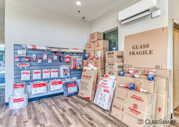 CubeSmart Self Storage - Hooksett Road - 1271 Hooksett Road
