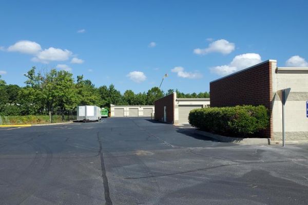 StorageMart - Dam Neck Rd - 3212 Dam Neck Road