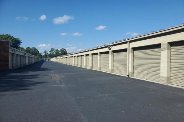 StorageMart - Dam Neck Rd - 3212 Dam Neck Road