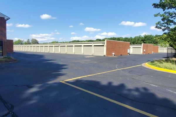 StorageMart - Dam Neck Rd - 3212 Dam Neck Road