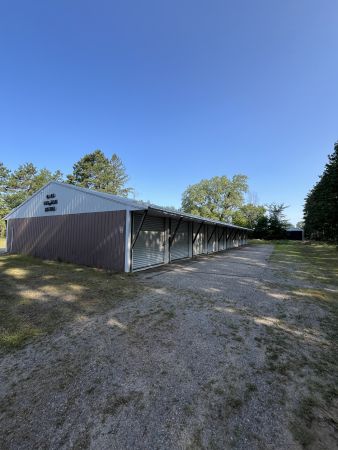 Pure Storage Wisconsin - Saratoga - 1301 Branding Iron Court
