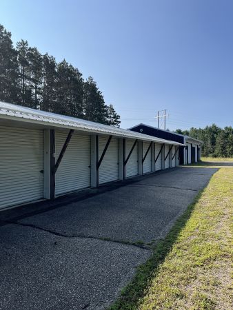 Pure Storage Wisconsin - Saratoga - 1301 Branding Iron Court