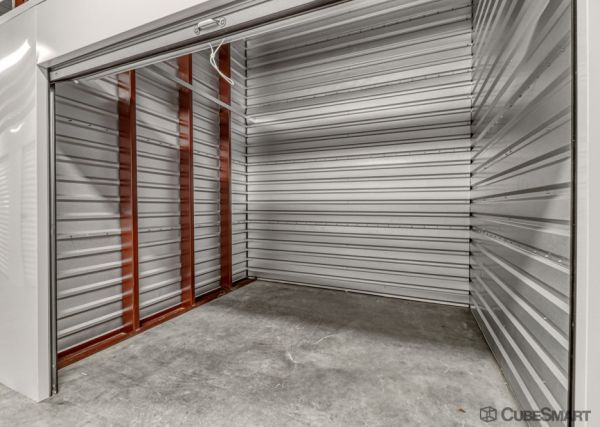 CubeSmart Self Storage MA Worcester Barber Ave - 80 Barber Avenue