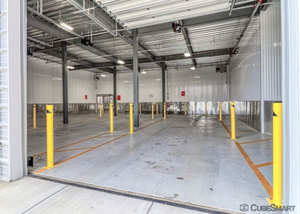 CubeSmart Self Storage MA Worcester Barber Ave - 80 Barber Avenue
